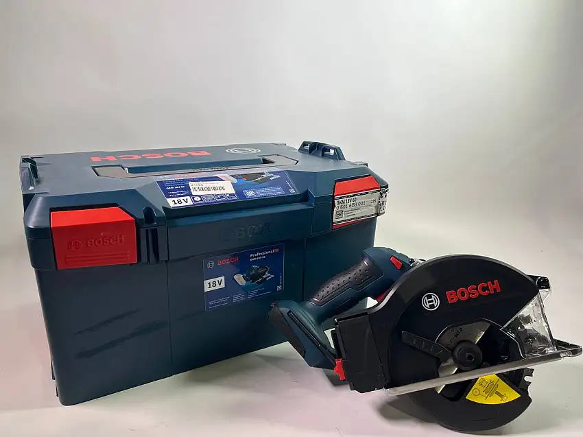 Bosch GKM 18V-50 Professional Akku Metall Handkreissäge 18 V 136 mm ( 06016B8001 ) Brushless + L-Boxx - Leicht Gebraucht