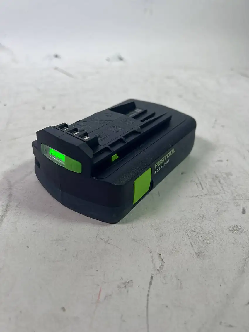 Festool BP 18 Li 3,0 C Akku 18 V 3,0 Ah / 3000 mAh Li-Ion ( 577658 ) mit Ladestandanzeige - Leicht Gebraucht