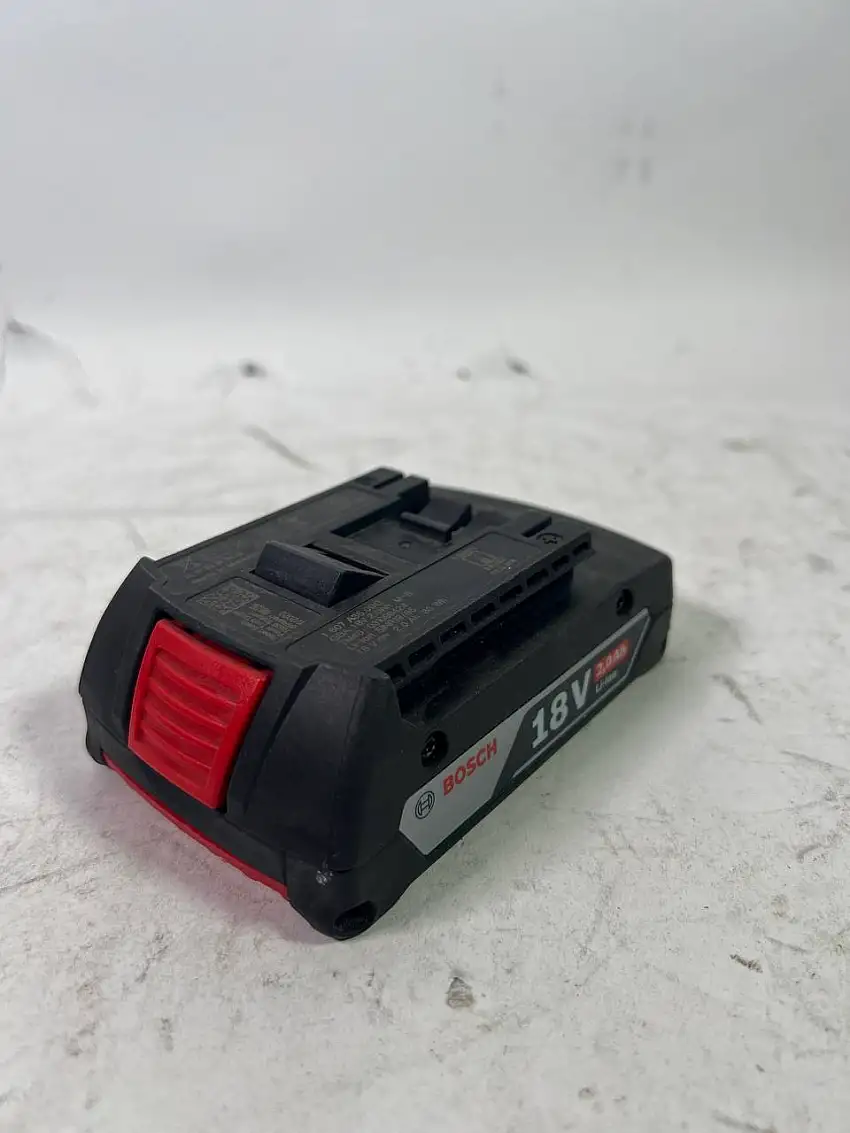 Bosch GBA 18 V 2,0 Ah Profesional Akku 2000 mAh Li-Ion AMPShare ( 1600Z00036 ) - Leicht Gebraucht