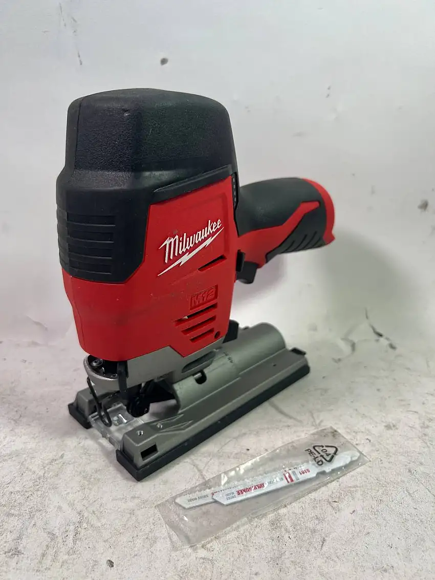 Milwaukee M12 JS-0 Akku Stichsäge 12 V Solo ( 4933431305 ) - Reparaturgerät