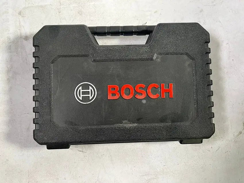 Bosch Titanium Pro Bohrer und Schraubendreher Bit Set 103-teilig ( 2608594070 ) - Beschädigt