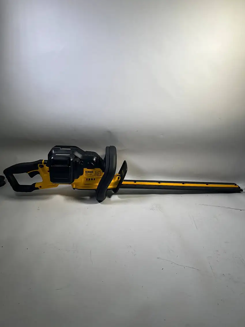 DeWalt DCM 583 N Akku Heckenschere 36V Pro Landscaping Solo - Leicht Gebraucht