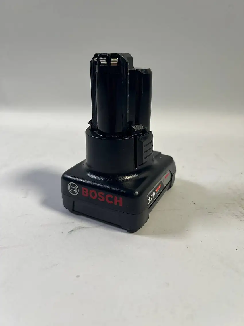Bosch GBA 12 V 6,0 Ah / 6000 mAh Li-Ion Einschub Akku ( 1600A00X7H ) - Leicht Gebraucht