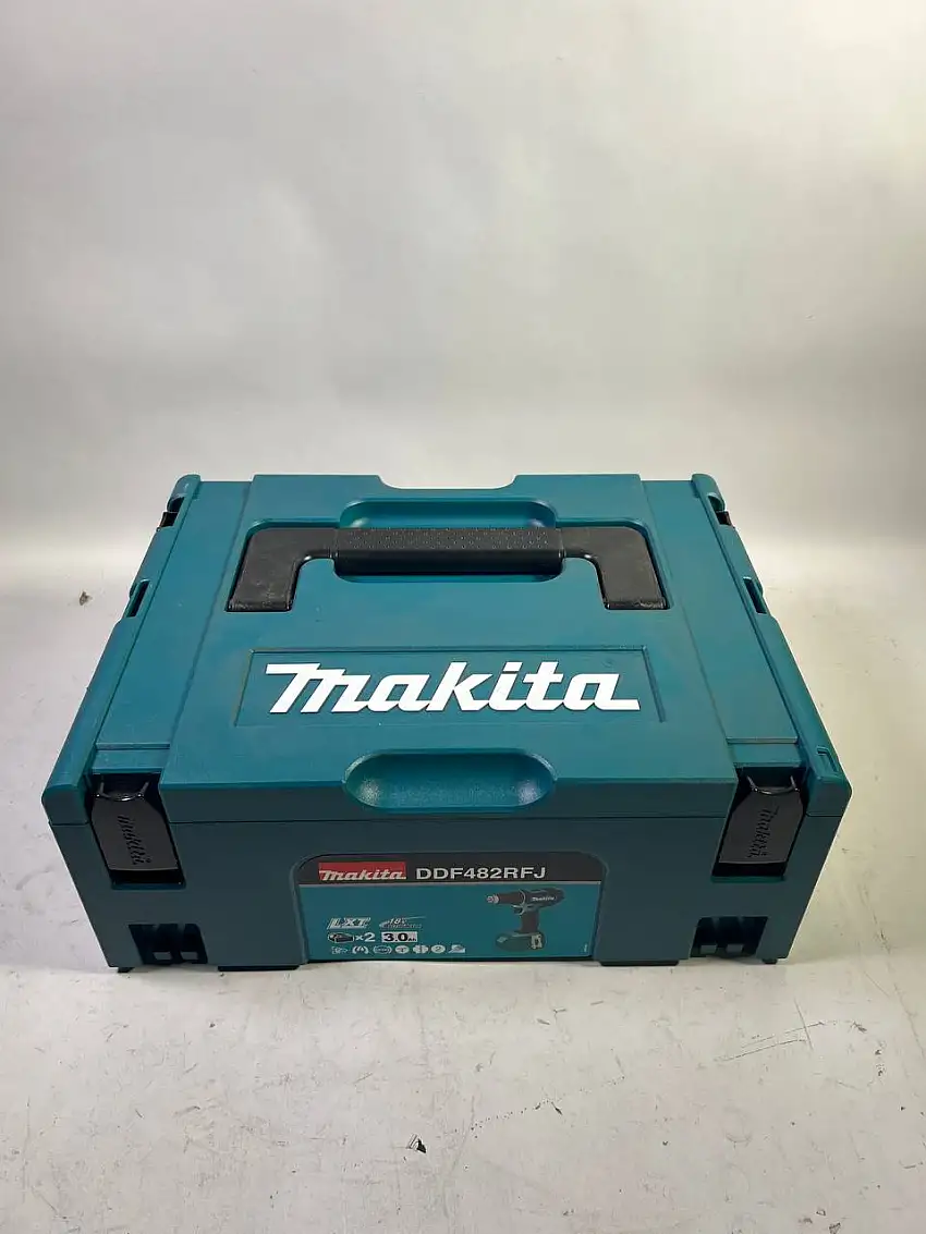 Makita MAKPAC 2 System Werkzeugkoffer -  Leicht Gebraucht